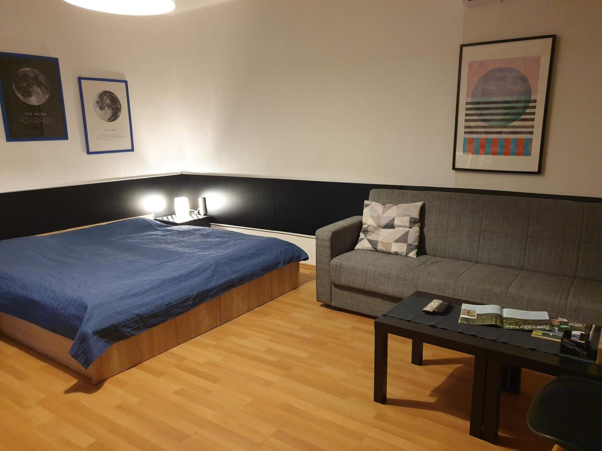 Central Apartman Salgótarján Bagian luar foto