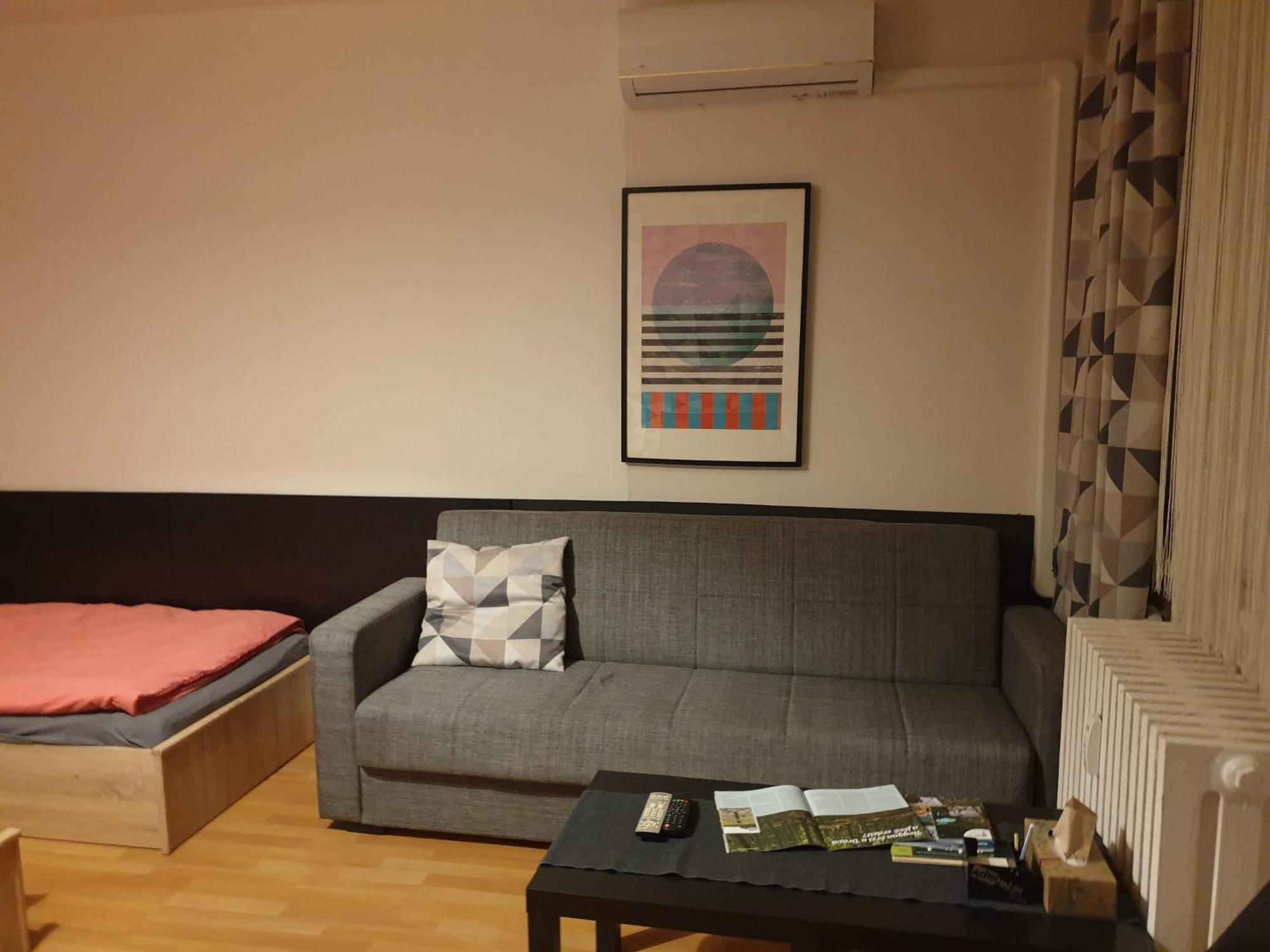 Central Apartman Salgótarján Bagian luar foto
